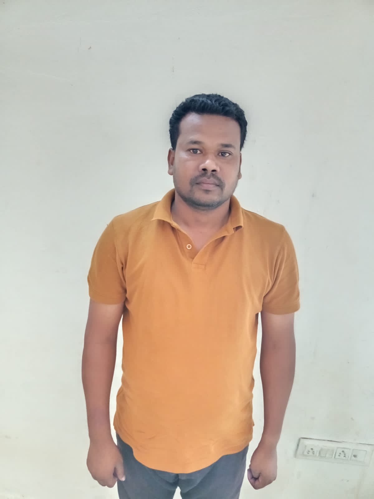 किसानों की गाढ़ी कमाई पर डाका डालने वाला ठग जेल भेजा, 24 लाख की धोखाधड़ी कर बदला ठिकाना, पुलिस ने घेराबंदी कर दबोचा